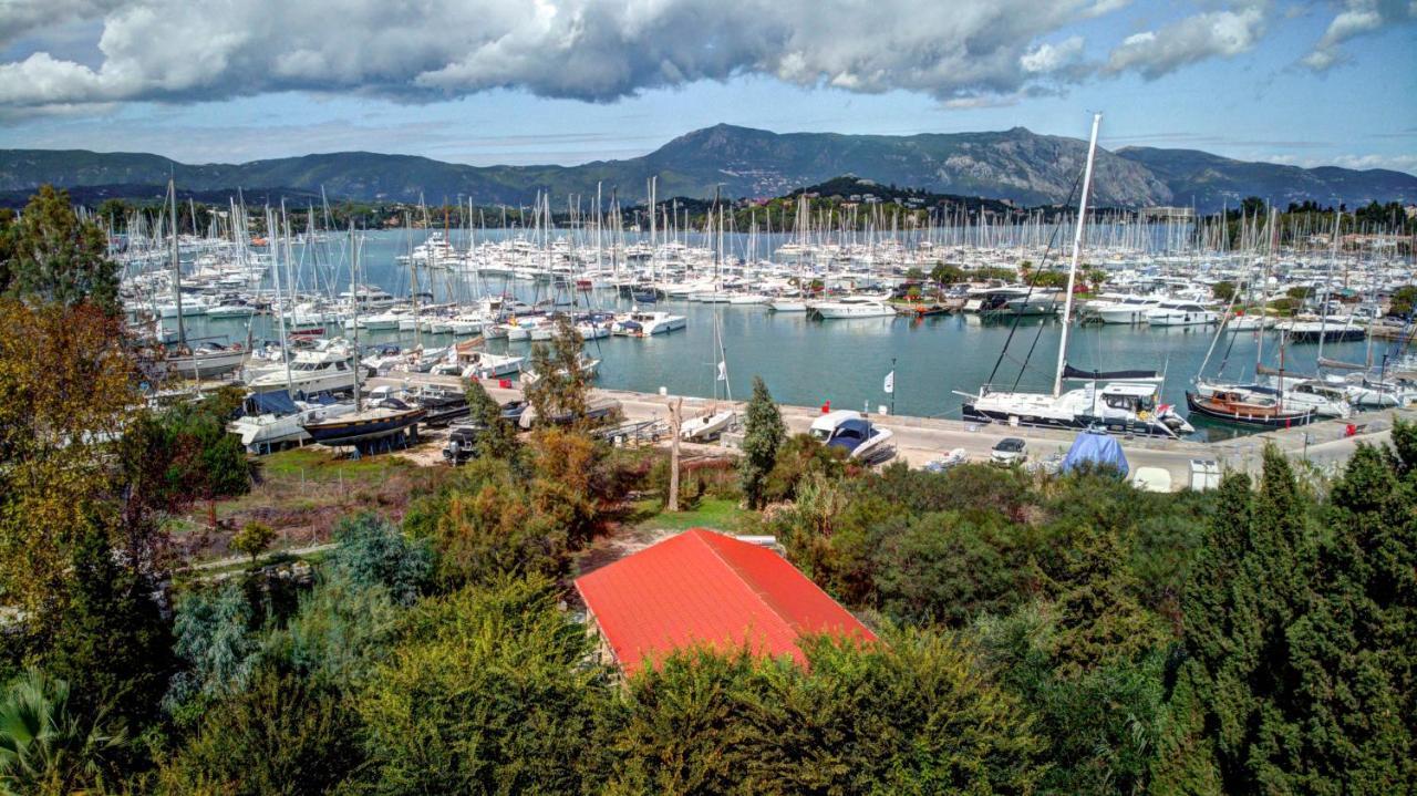 Seascape Elegant Gouvia Marina Appartement *
